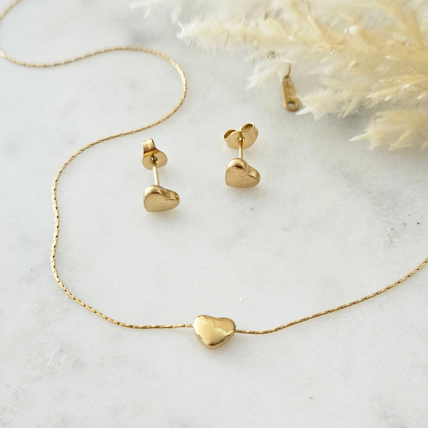 Amore Set Necklace & Earrings